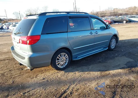2009 Toyota Sienna Xle z USA, uszkodzony, nr VIN 5TDZK22C49S254714